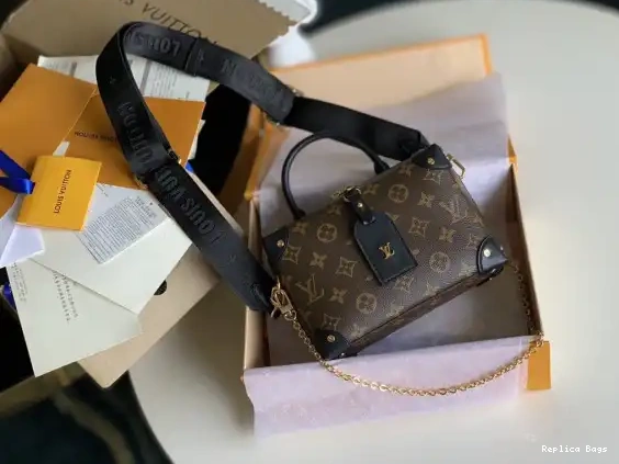 Cheap VUITTON MALLE SOUPLE PETITE LOUIS 0514